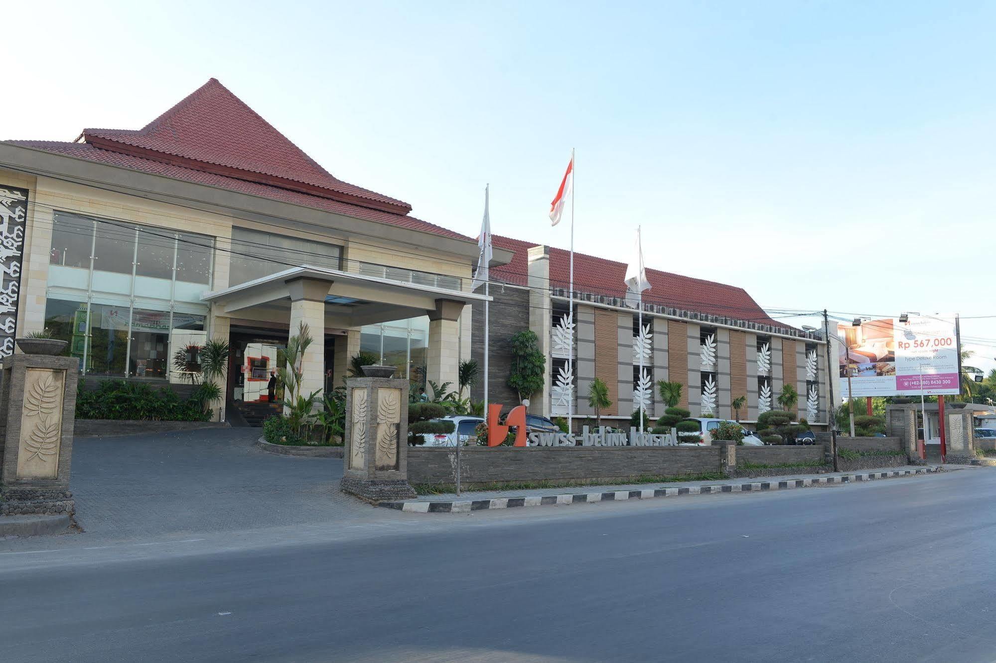 Kristal Hotel Kupang Kupang  Ngoại thất bức ảnh